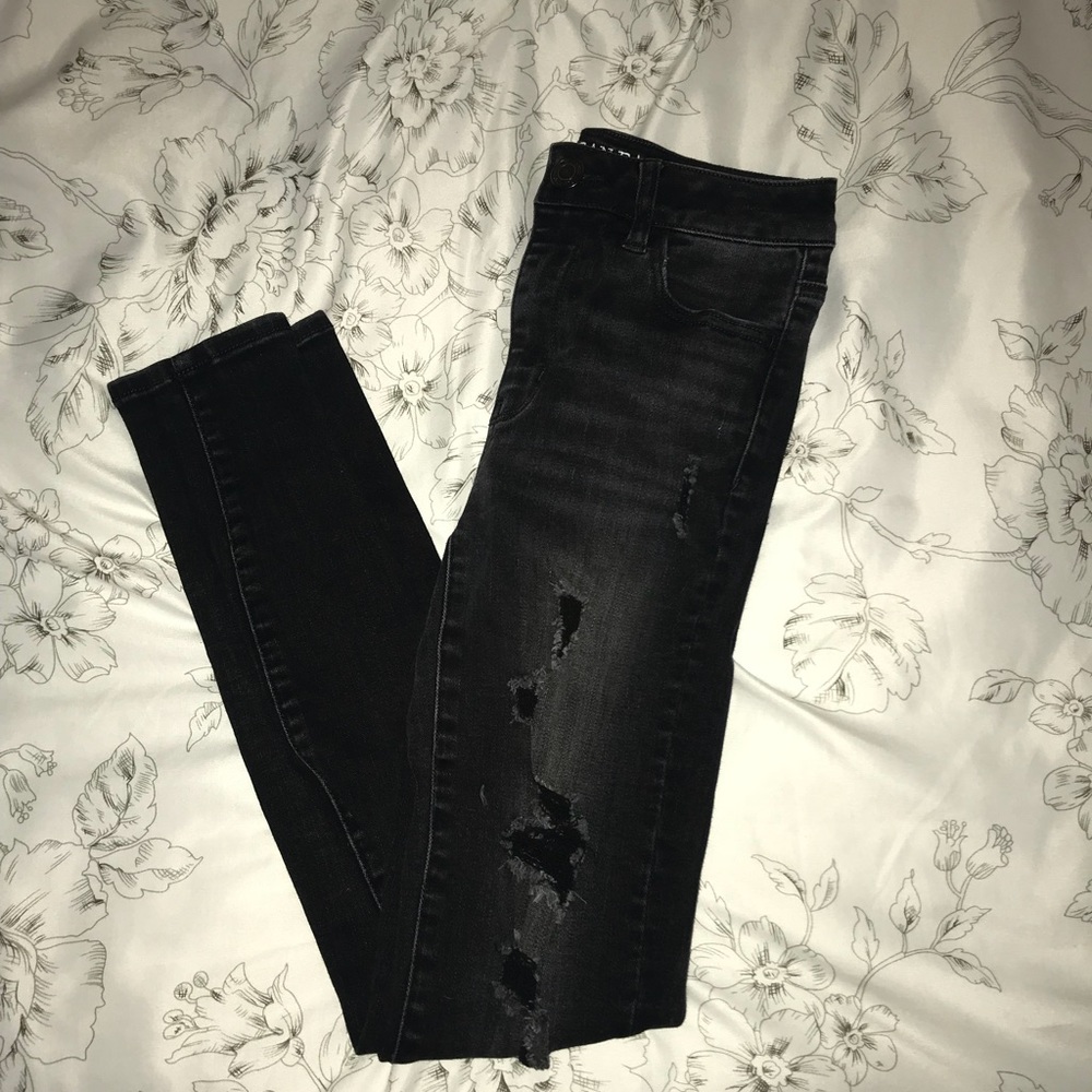Black distressed Jeans